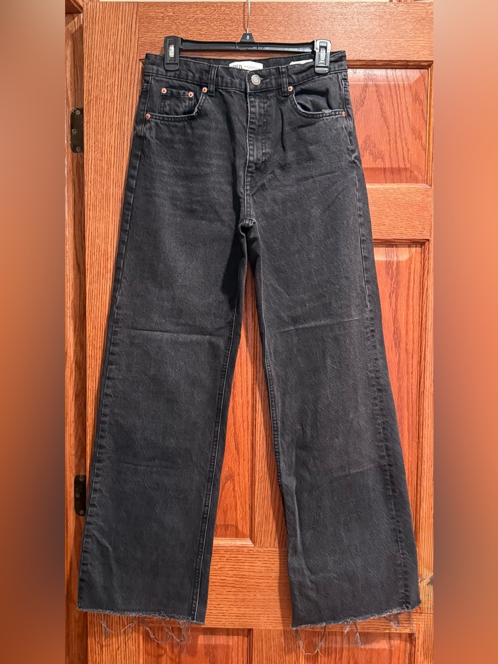 ZARA The 90s Full Length Jeans Womens 6 Black Wash High Rise Wide Leg Raw Hem